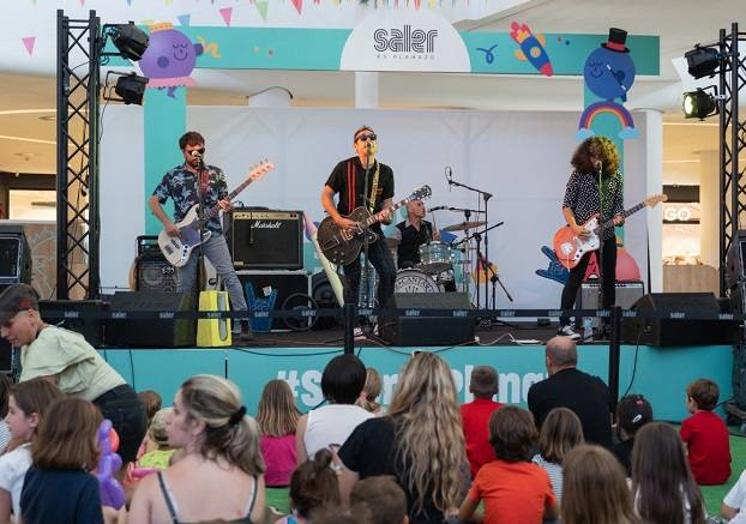 Imagen principal - La fiebre festivalera versión infantil regresa a Saler con su «Kids Festival»