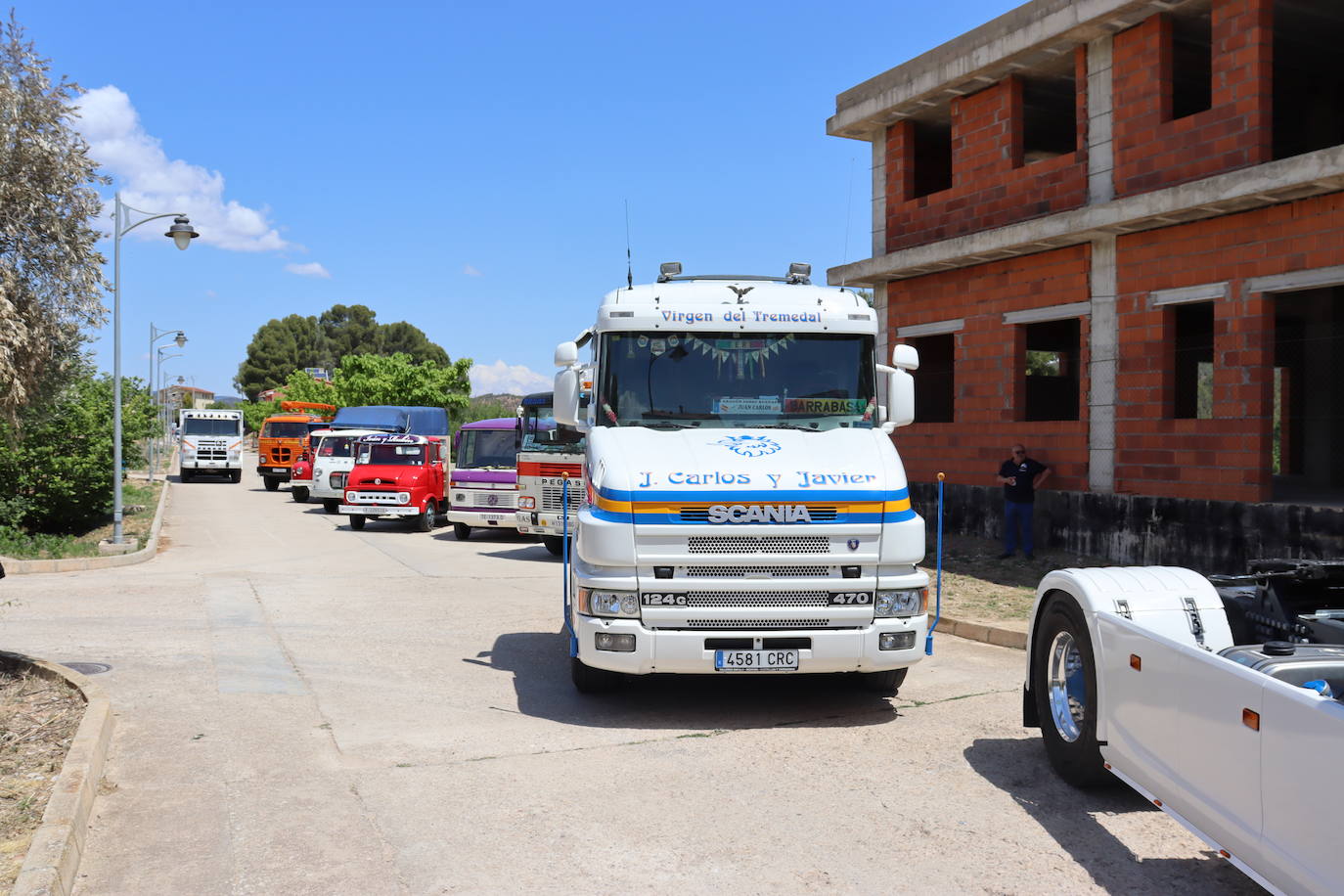 Los camiones y furgones de nuestros abuelos se dieron cita en el Rincón de Ademuz