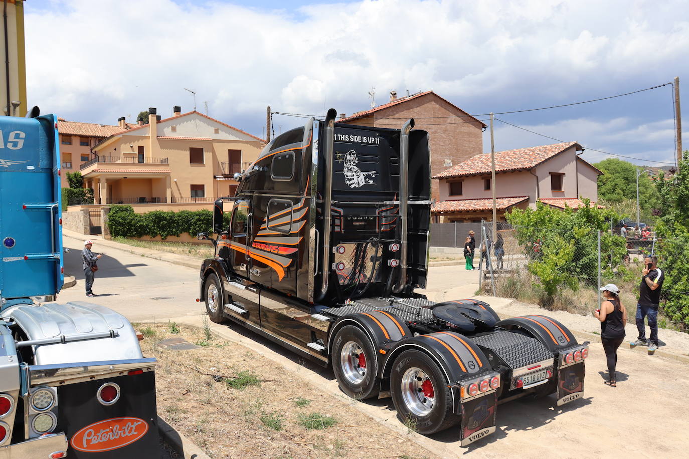 Los camiones y furgones de nuestros abuelos se dieron cita en el Rincón de Ademuz