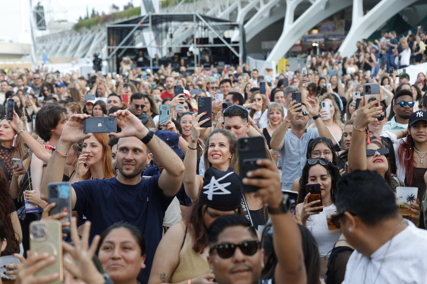 El reggaeton conquista la Ciudad de las Artes y las Ciencias de Valencia