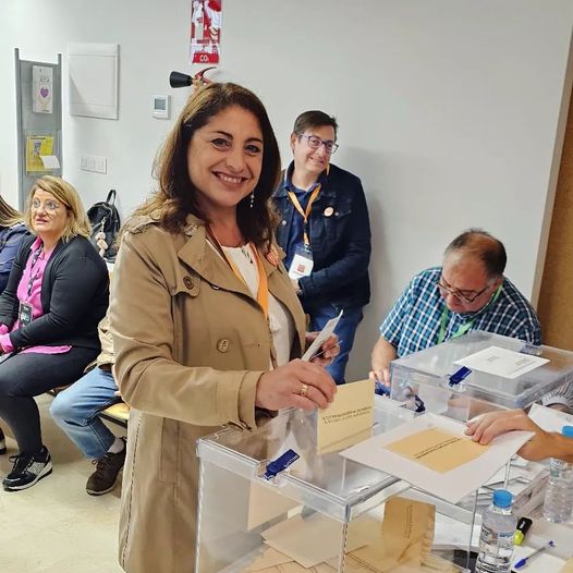 Yolanda Balaguer, de Oliva, el día de las votaciones.