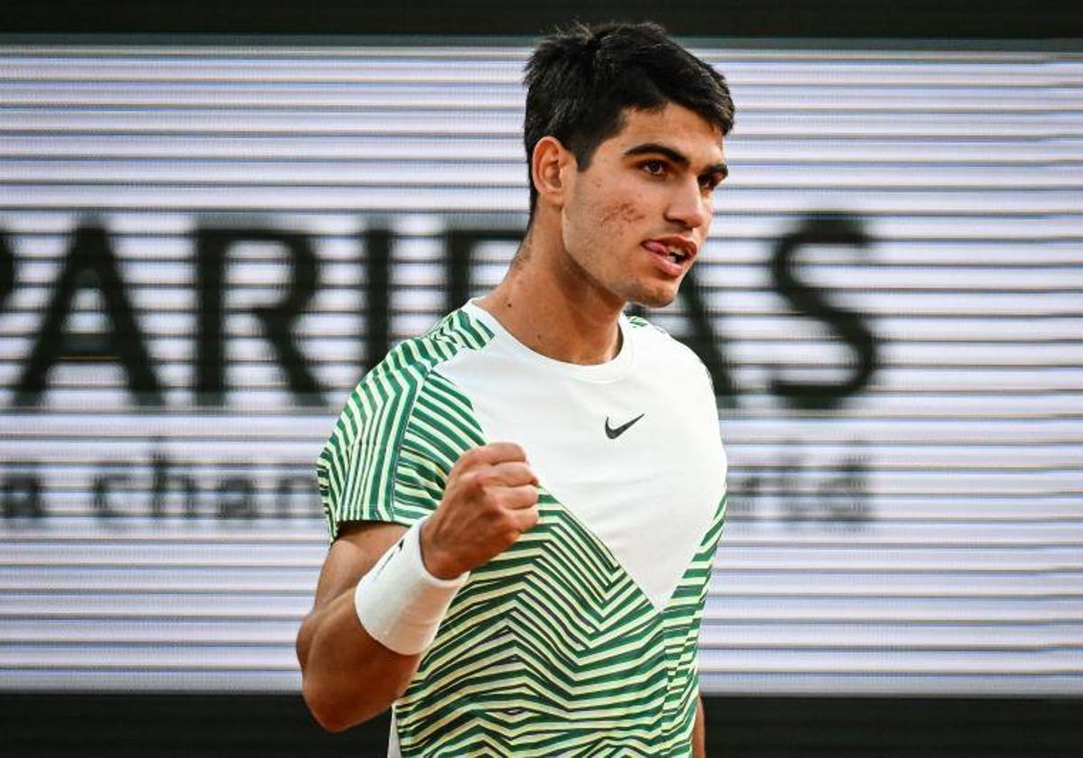 Carlos Alcaraz, en el partido ante Tsitsipas.