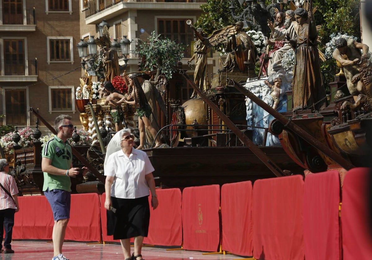 Exposición de las rocas en la plaza de la Virgen, en ediciones anteriores.