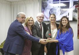 Entrega del premio Manuel Algarra en la falla Almirante Cadarso.