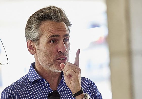 Miguel Ángel Corona.