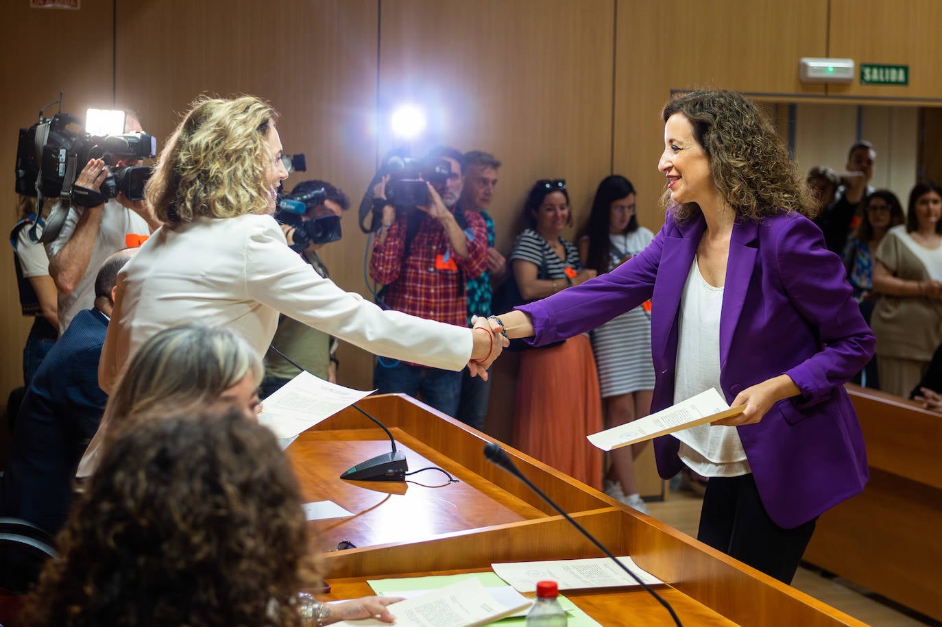 Recogida de actas de todos los concejales del Ayuntamiento de Valencia