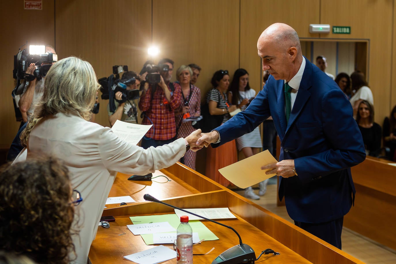 Recogida de actas de todos los concejales del Ayuntamiento de Valencia