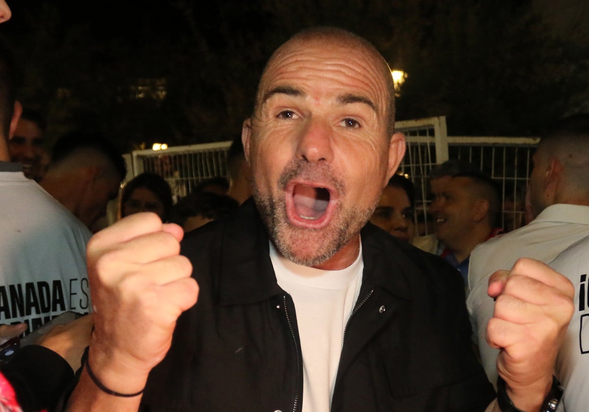 Paco López: «No tengo quejas por el hecho de que los dueños sean chinos»