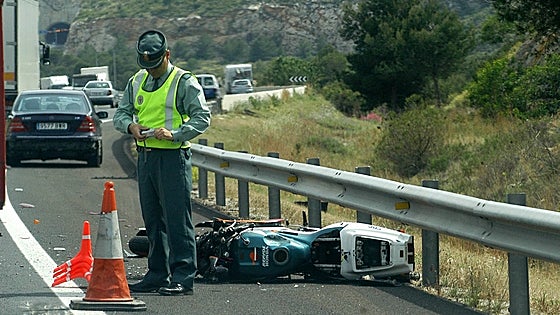 Dos fallecidos y cuatro heridos en accidentes de tráfico en la Comunitat