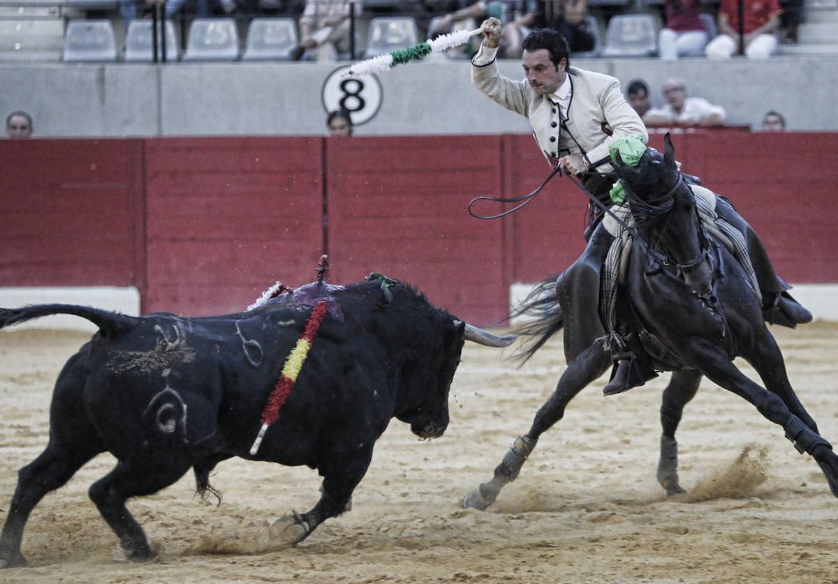 Una tarde de toros en la plaza de Alicante, imagen de archivo.