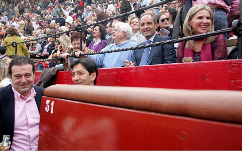 Fotos | La vida de Vicente Barrera, en imágenes: de torero a político