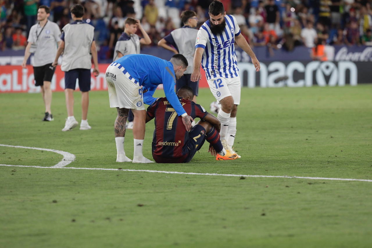 Las mejores imágenes del Levante - Alavés