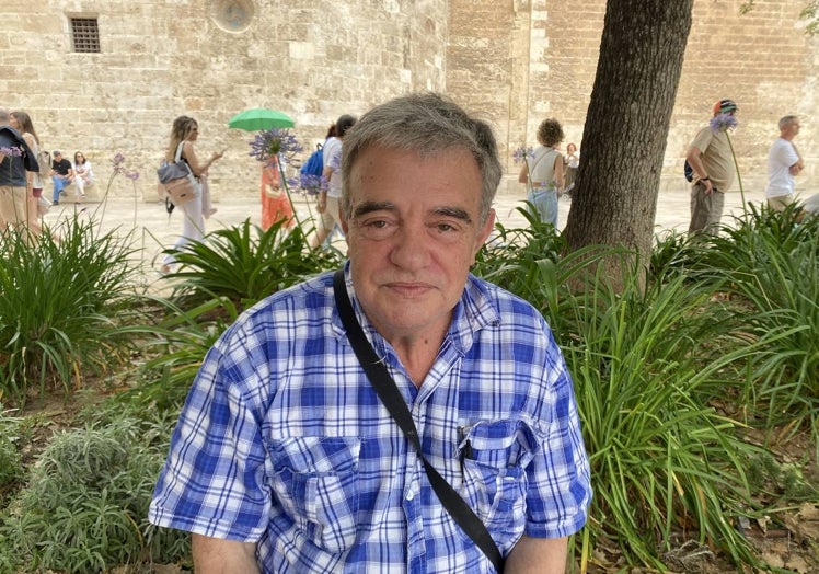 Francisco Camps, en la plaza de la Reina.