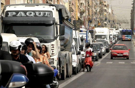 Todas las calles cortadas en Alicante durante las Hogueras 2023