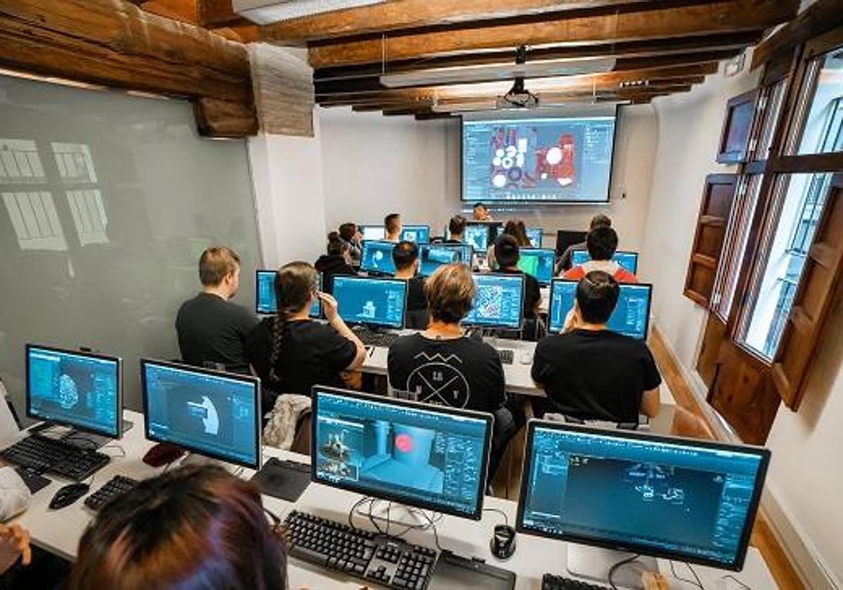 ESAT Valencia, mejor escuela de desarrollo de videojuegos de España y séptima del mundo