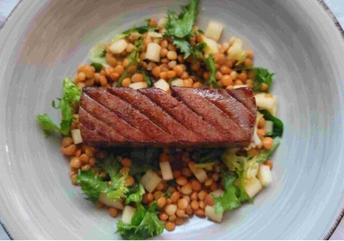 La receta del fin de semana: ensalada de lentejas con atún marinado