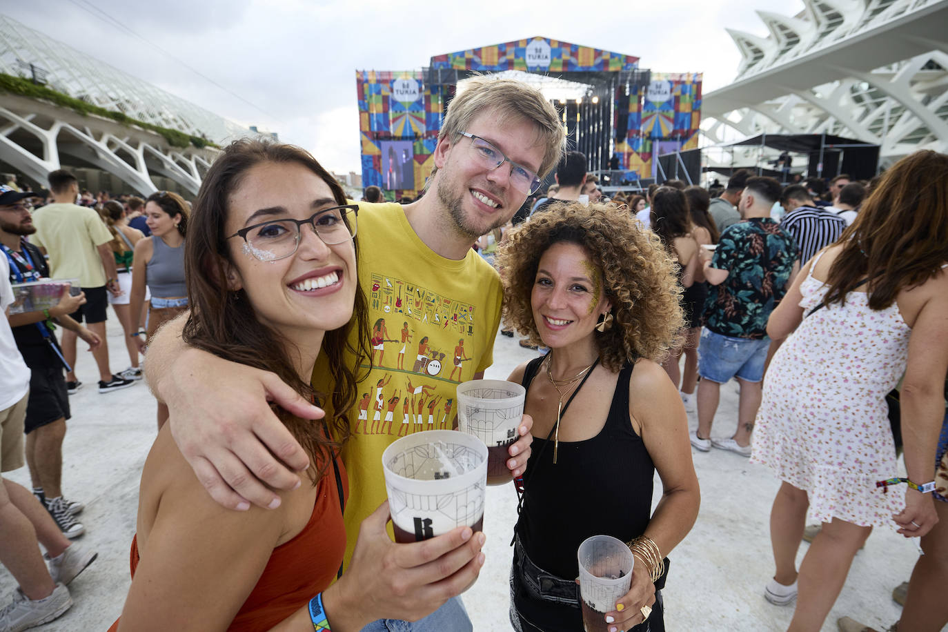 Miles de personas vibran con el Big Sound de Valencia en su primer día