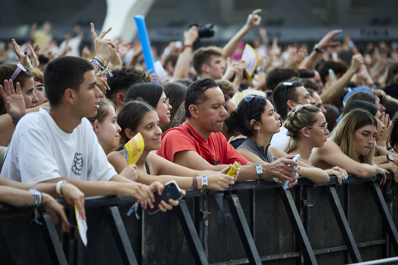 Miles de personas vibran con el Big Sound de Valencia en su primer día