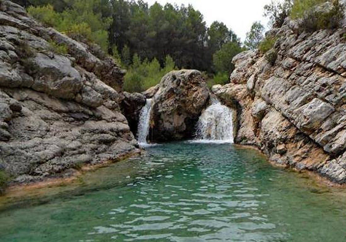 Tres jóvenes desaparecidos cuando iban de excursión a las pozas de un río en Bicorp