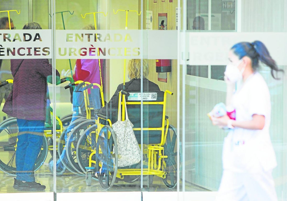 Acceso al servicio de Urgencias de un hospital valenciano.