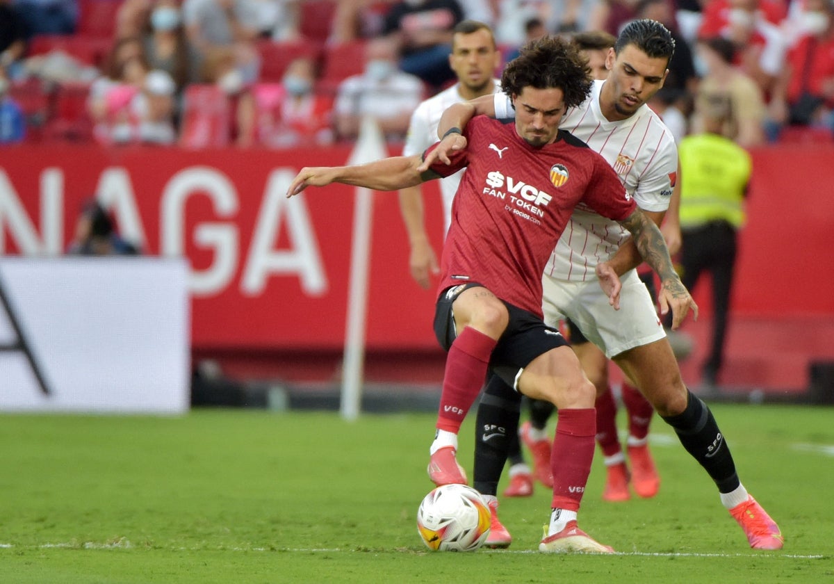 Jason Remeseiro, durante su estancia en el Valencia.