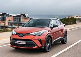 Su diseño deportivo se aleja de lo común, y eso ha enamorado a muchos compradores.