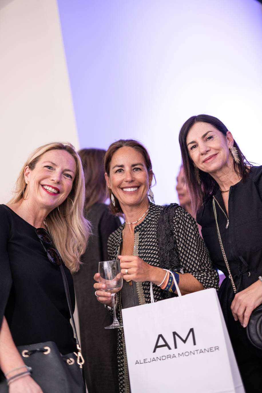 La inauguración de la tienda de Alejandra Montaner reúne a clientas y amigas de la experta en moda.