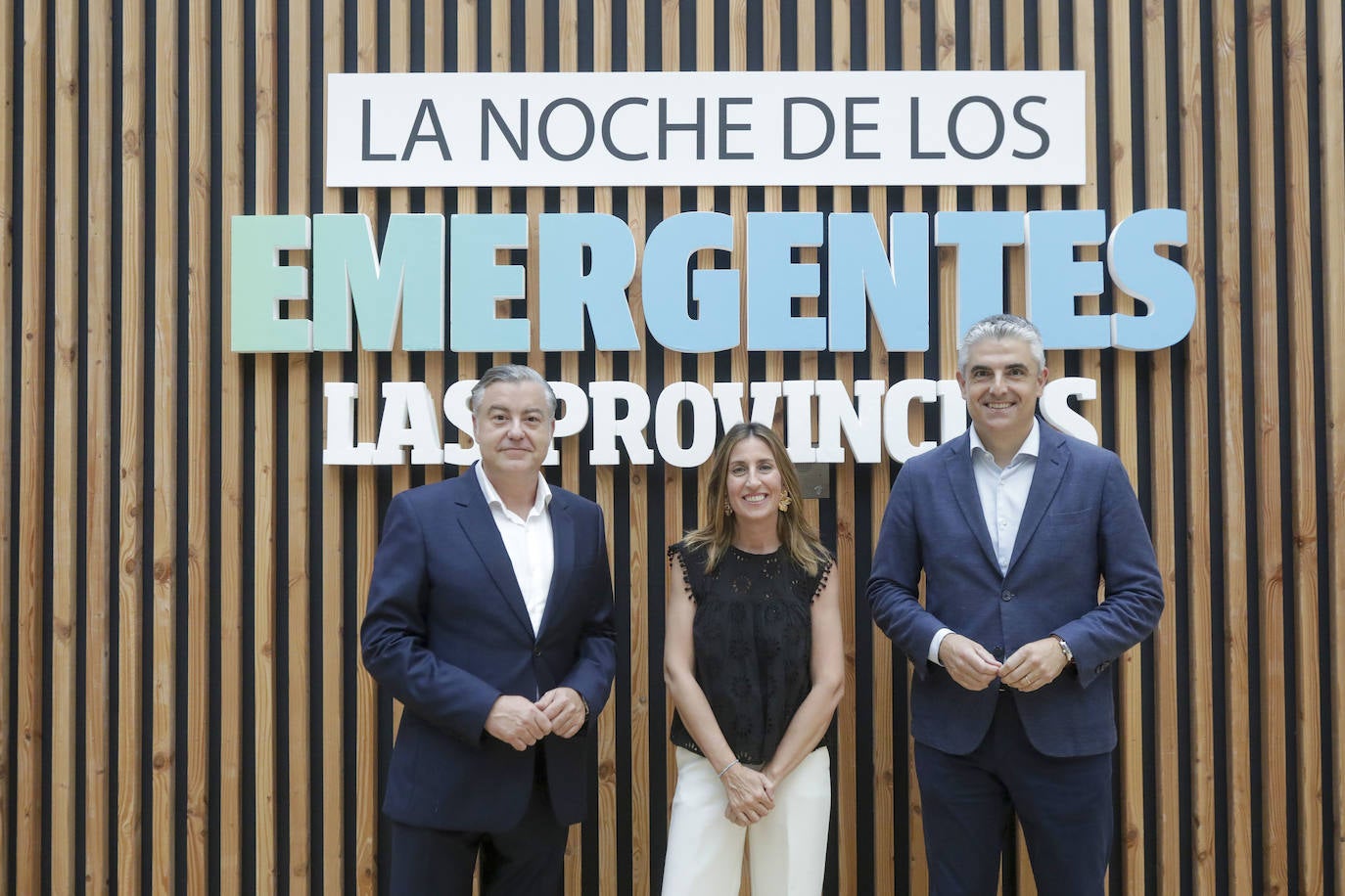 Jaime Casas, Ana Luján y Gustavo López, de CaixaBank.