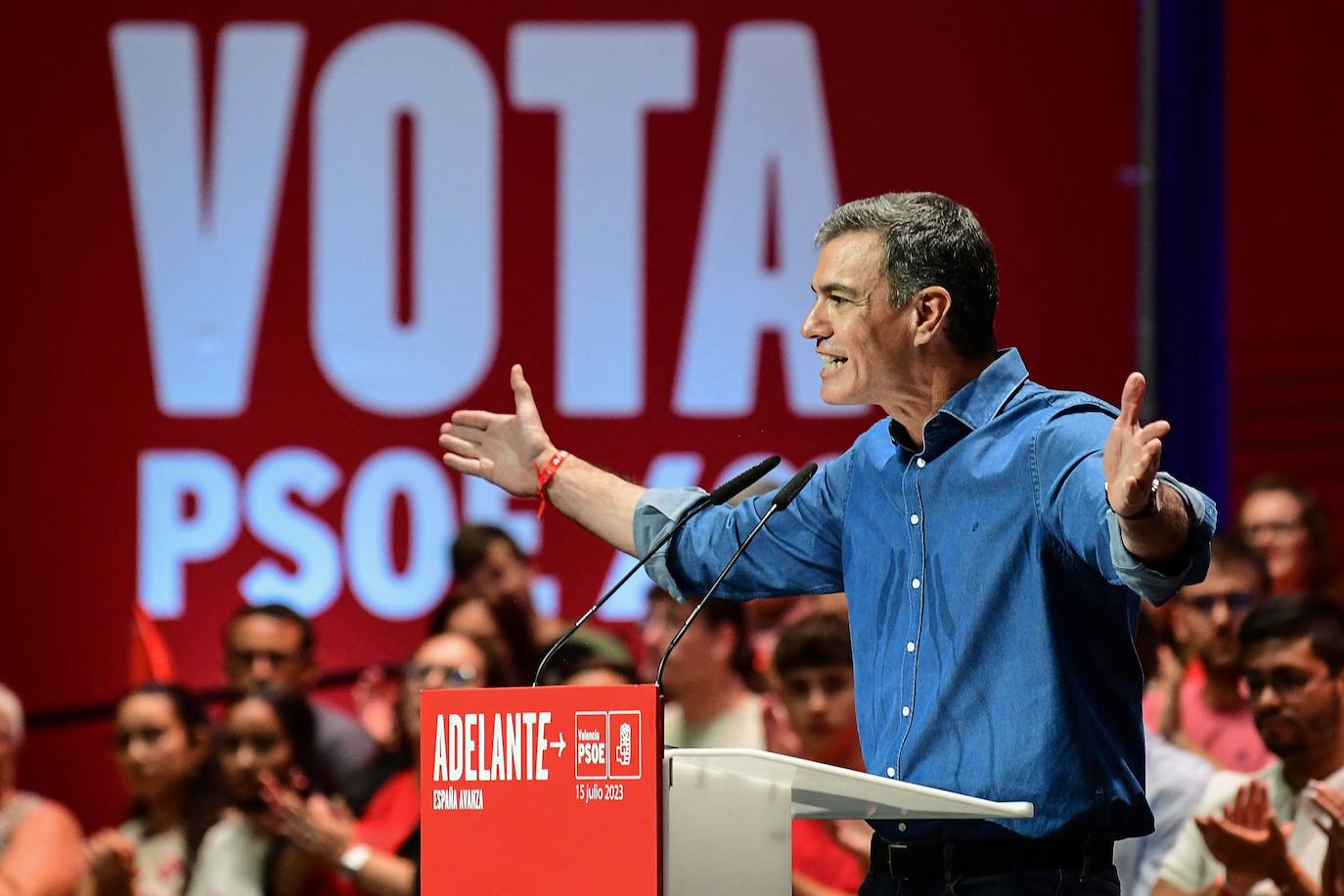 Así ha sido el mitin de Pedro Sánchez en Valencia con motivo de la campaña electoral