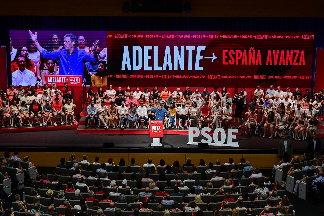 Así ha sido el mitin de Pedro Sánchez en Valencia con motivo de la campaña electoral