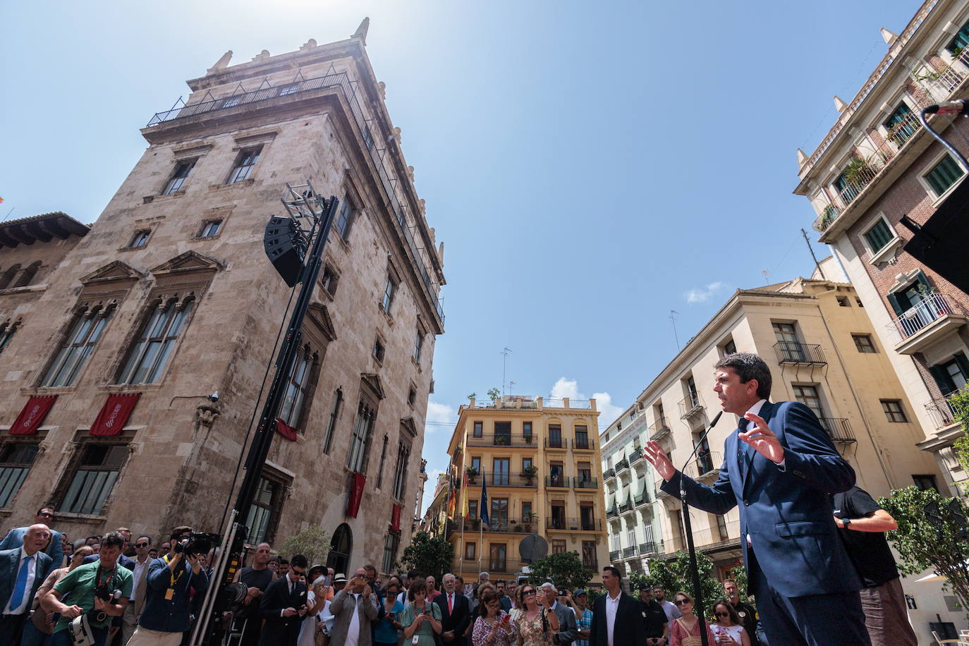 Así ha sido la toma de posesión de Carlos Mazón como presidente de la Generalitat