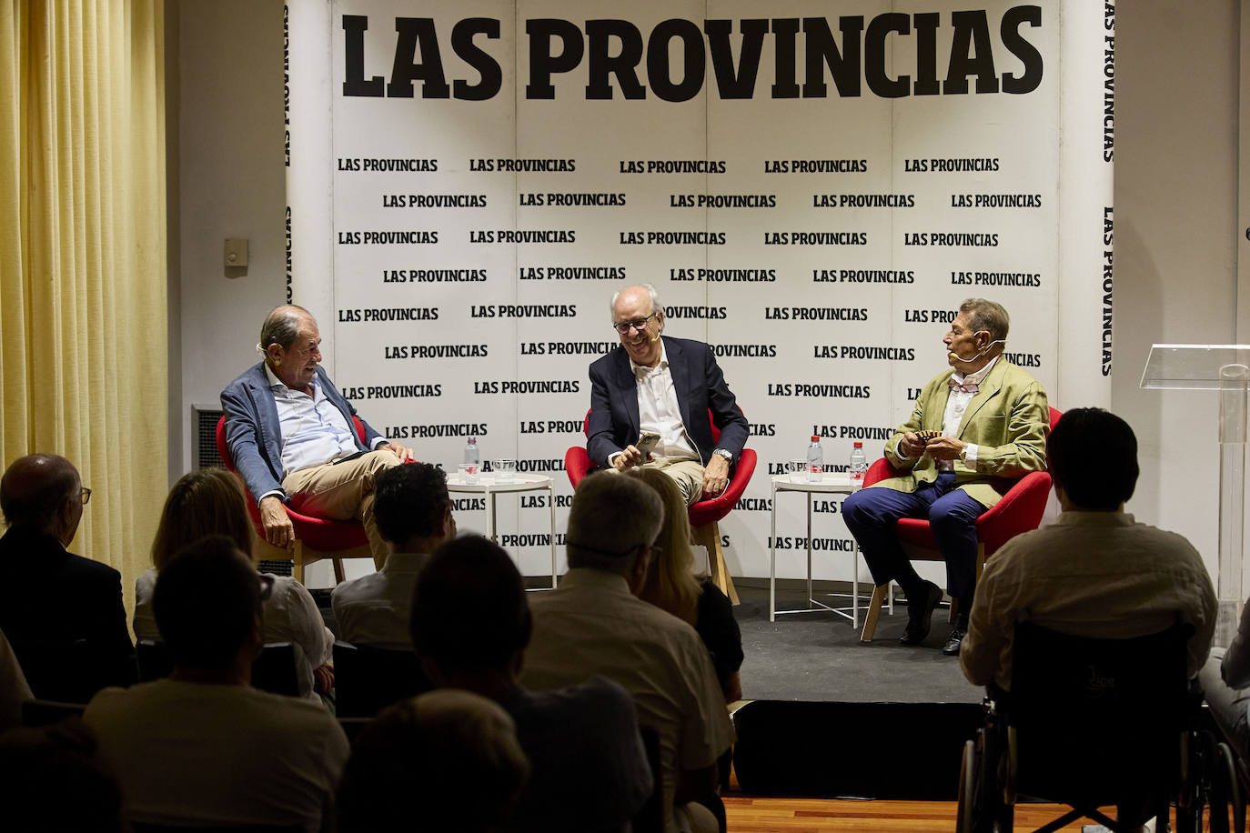 Aula LAS PROVINCIAS reivindica la pasión por los miura