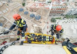 Un simulacro de evacuación sorprende en pleno Micalet