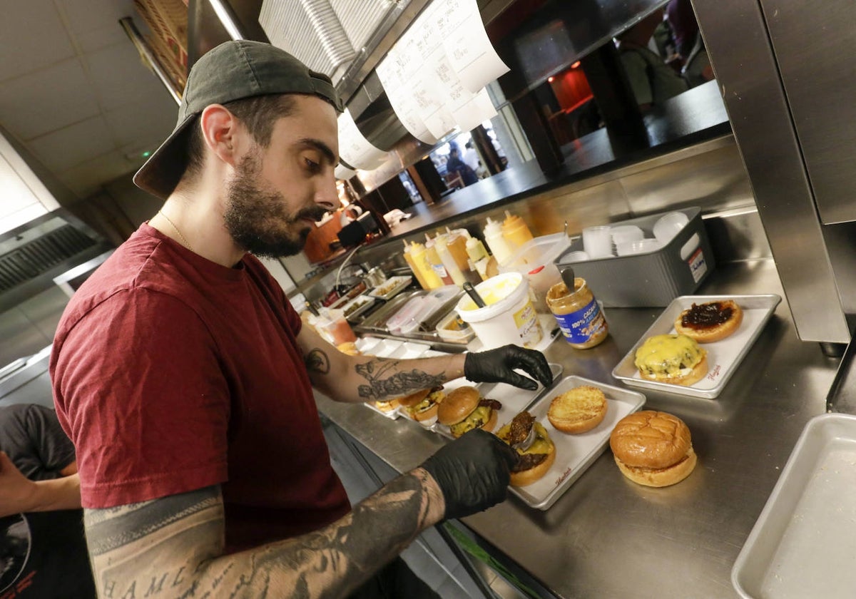 Una hamburguesa del restaurante valenciano Hundred