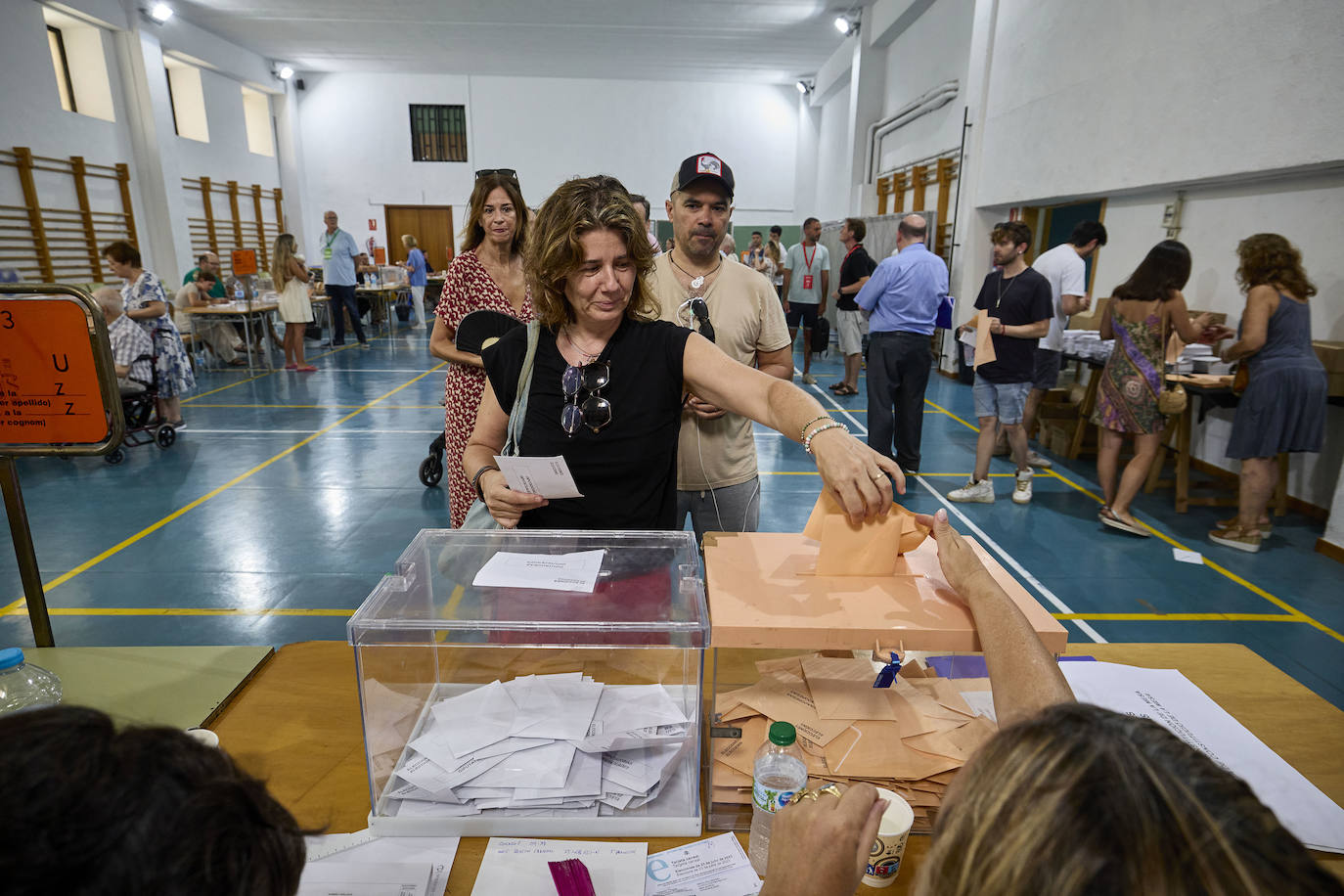 Las mejores imágenes de la jornada electoral en Valencia