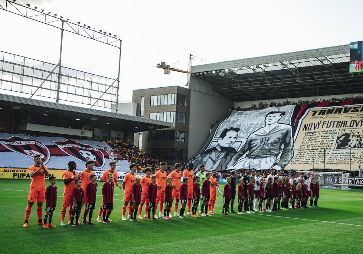 Imagen de los minutos previos del amistoso contra el Spartak Trnava.