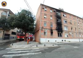 Incendio en una finca de la Calle Xátiva.