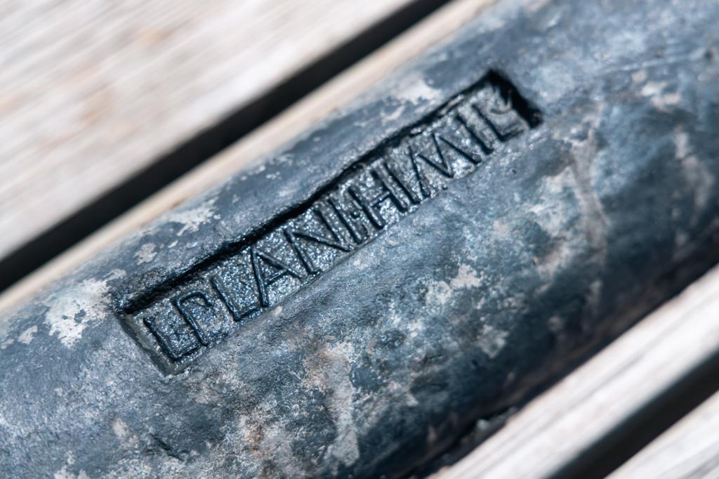 Imagen secundaria 2 - Cullera halla seis lingotes de bronce de época romana en su fondo marino