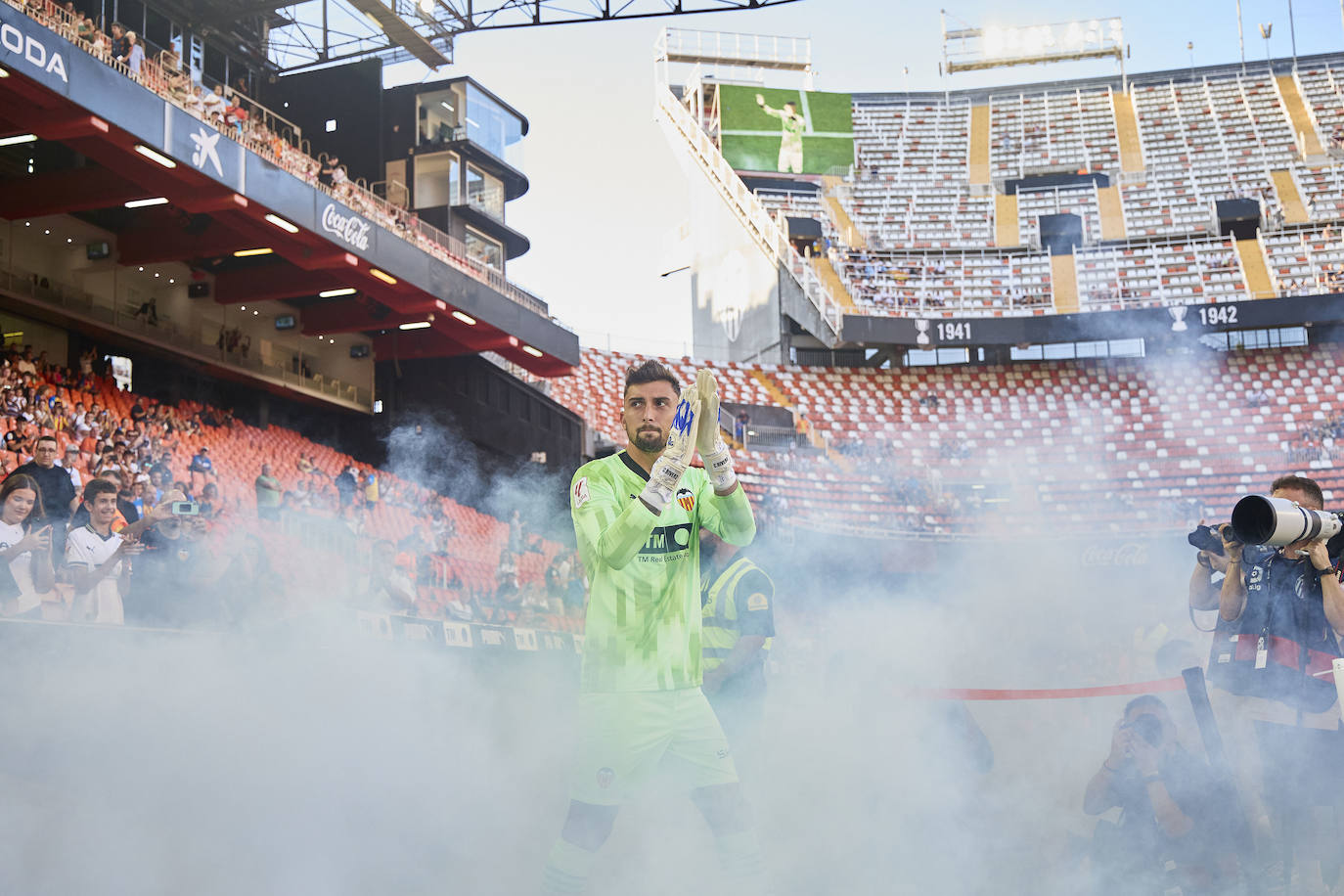 Así ha sido la presentación del Valencia 2023-24 en Mestalla