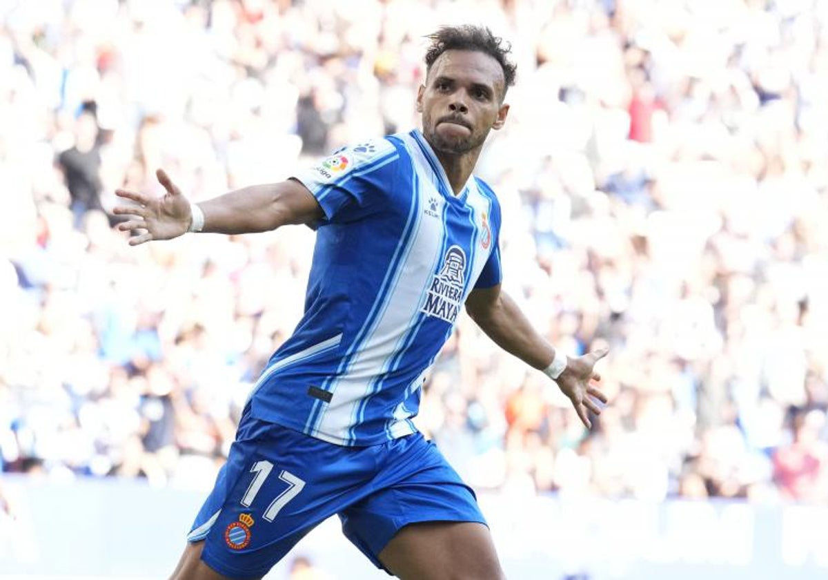 Martin Brathwaite celebrando un gol con el Espanyol.