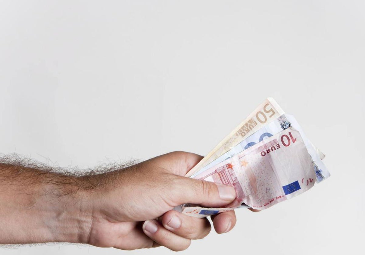 ¿Está permitido pagar el alquiler de la vivienda con dinero en efectivo?