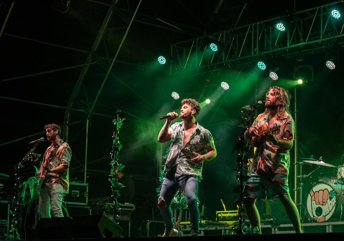 El grupo de música 'Bombai' en las fiestas de San Agustín