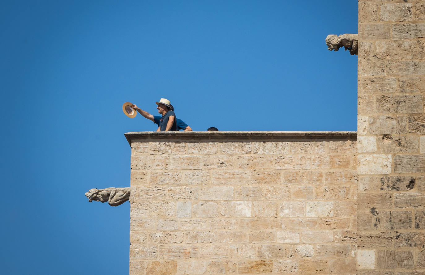 Valencia se llena de turistas en pleno puente de agosto