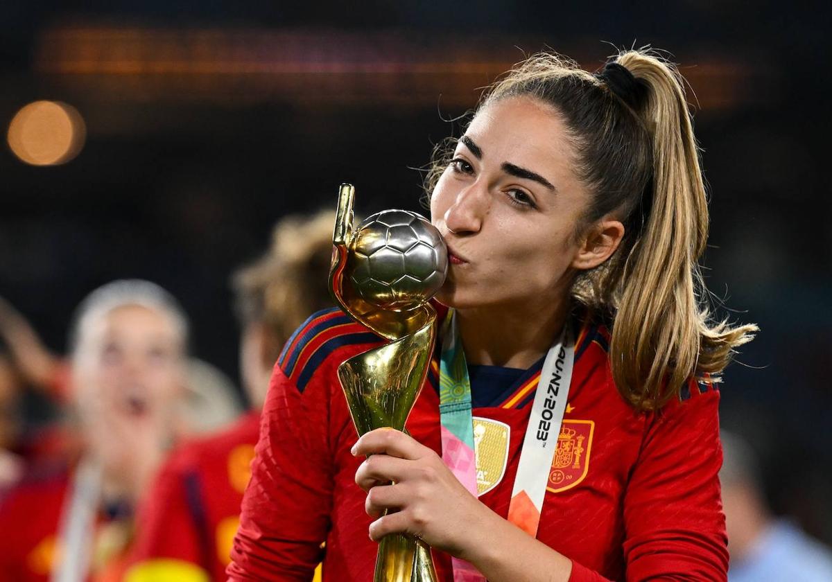 Olga Carmona durante la celebración del Mundial este domingo