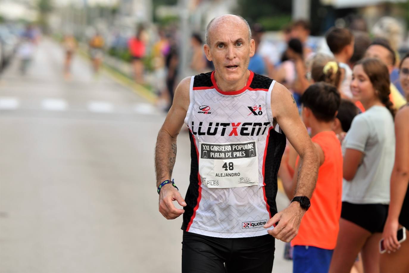 Búscate en la carrera popular Playa de Piles 2023