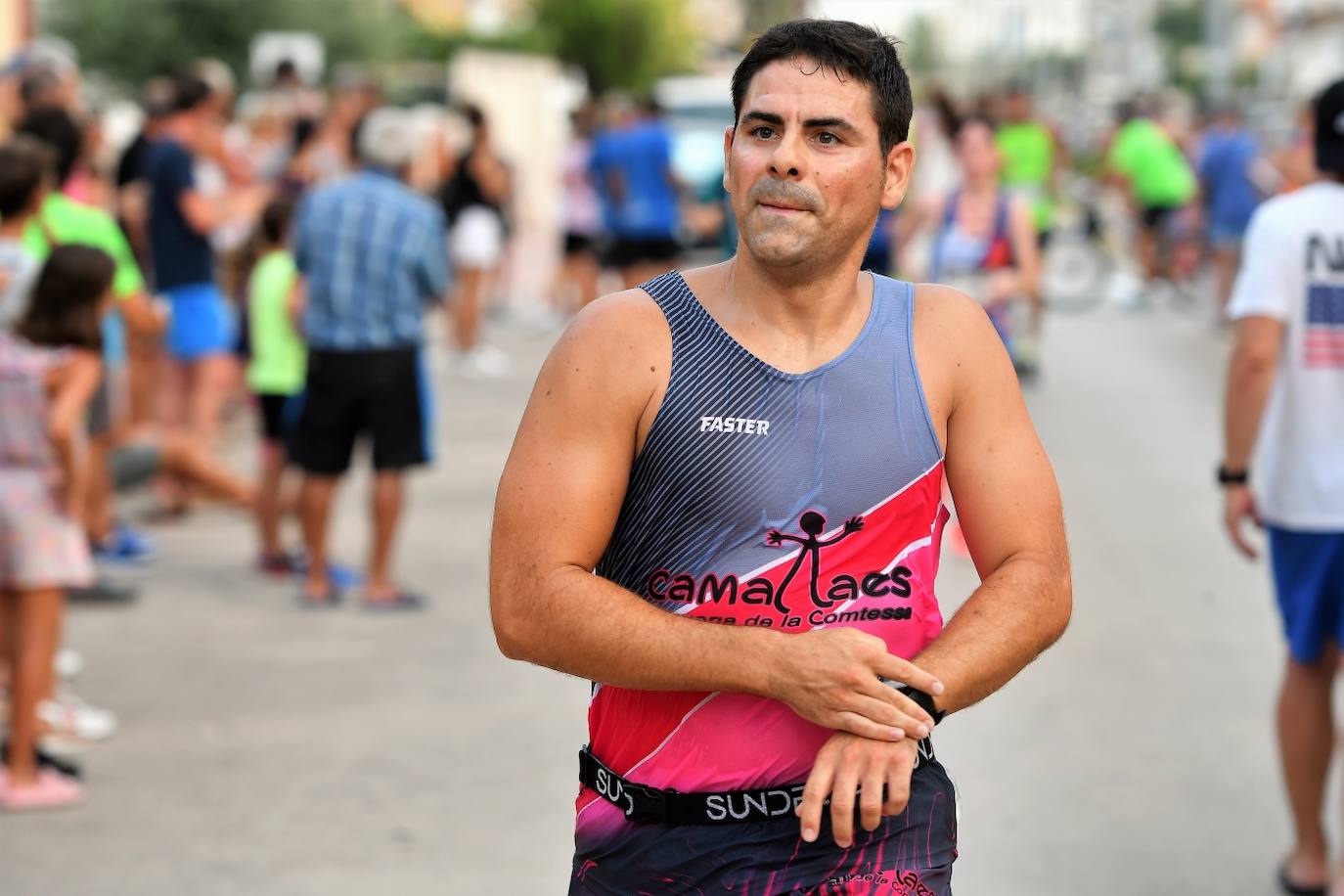 Búscate en la carrera popular Playa de Piles 2023