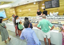 Interior de El Rubio, una de las empresas de éxito en Valencia.