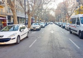 Los casos en los que puedes aparcar en doble fila para dejar a tu hijo en el colegio