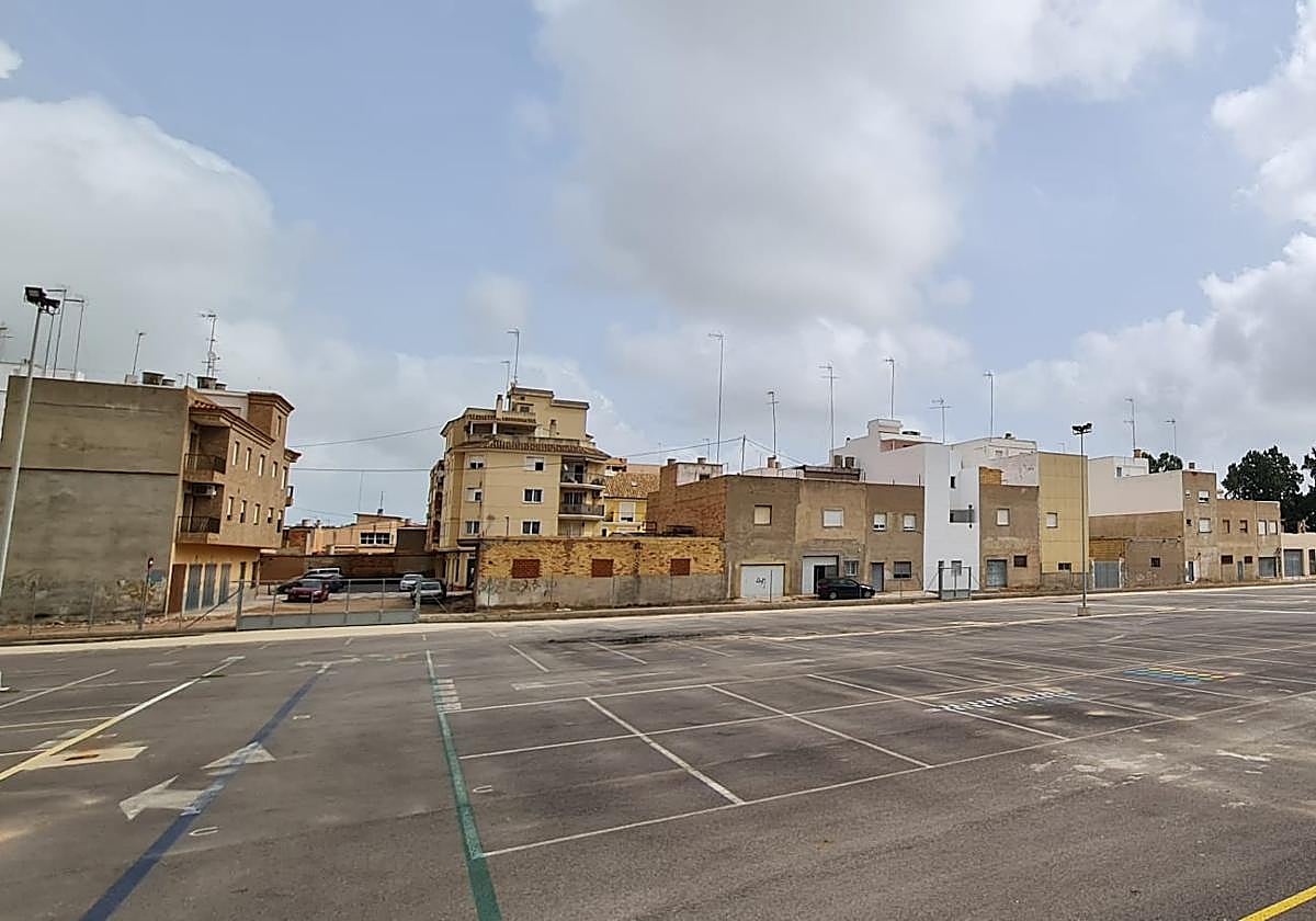 Aparcamiento avenida Ciutat de Pamplona.