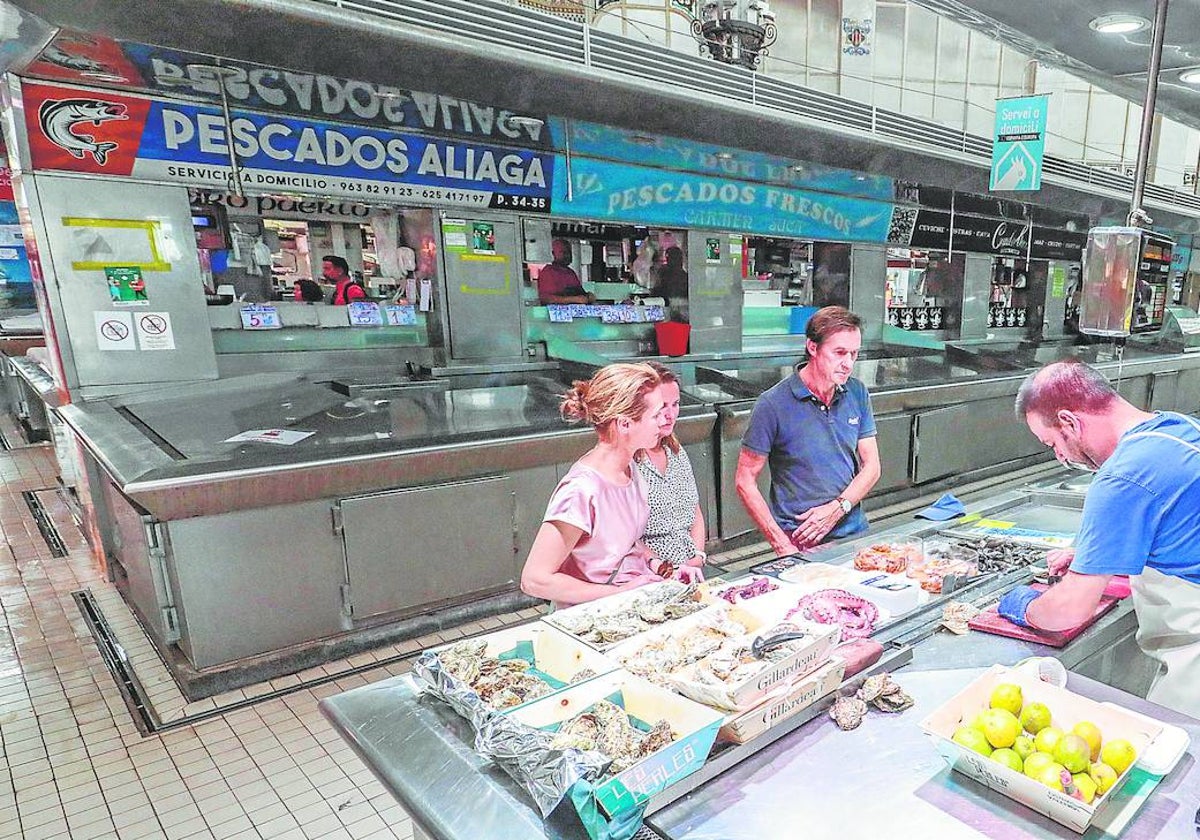 Sección de pescadería del Mercado Central de Valencia.